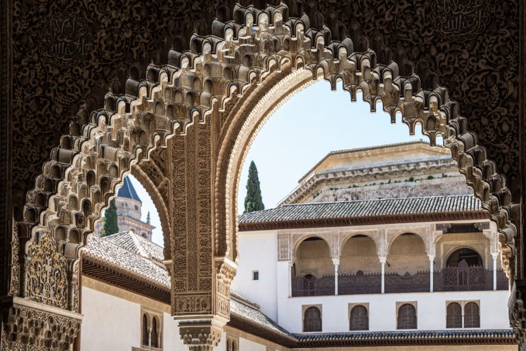 Detalle arquitectónico en La Alhambra, Granada, España 2016