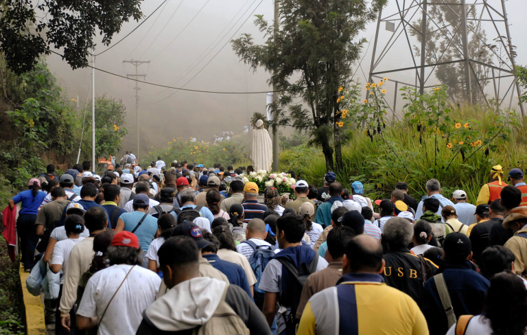 peregrinación, Virgen de Lourdes, el ávila, Caracas-La Guaira, 2009
